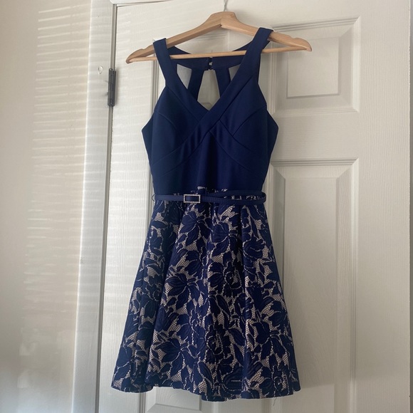Dark blue short homecoming or prom dress, never worn - Picture 1 of 2